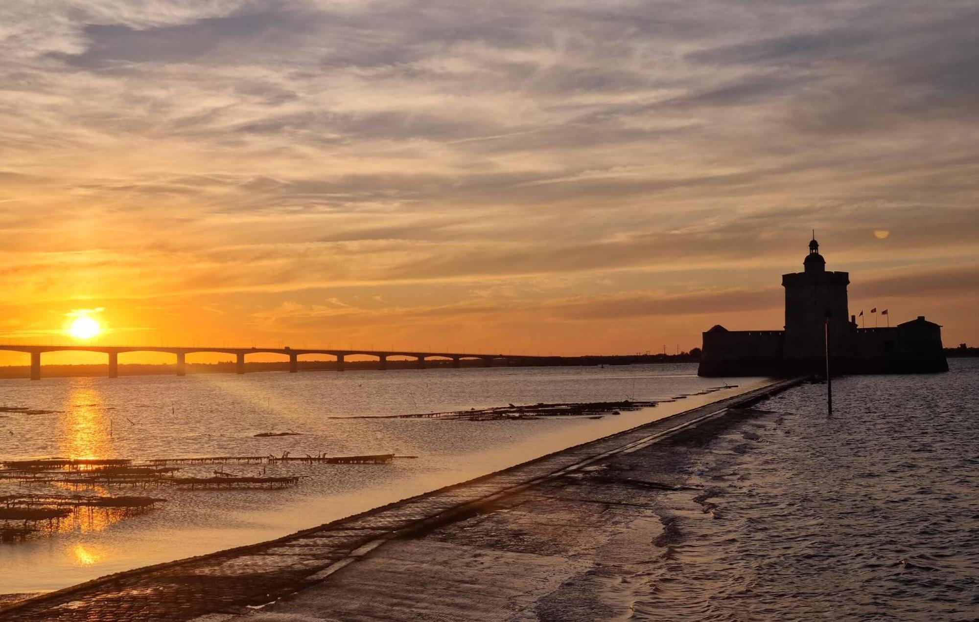 3 Bedroom Amazing In Hébergement de vacances Royan